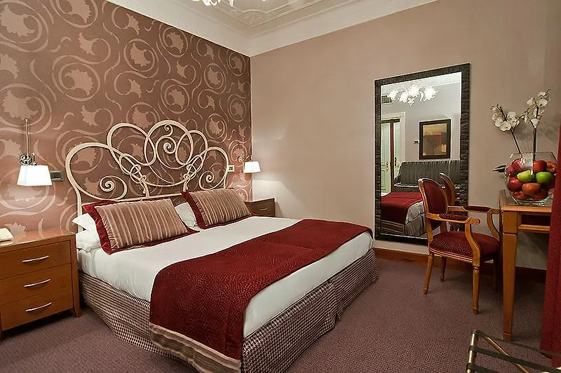 ****  Hotel Ariston Řím Itálie