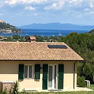 https://appartamenti-mirella.it-tuscanyhotel.com