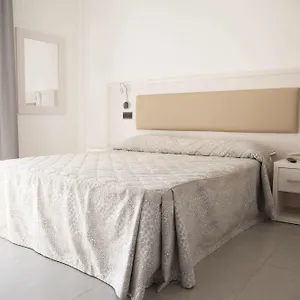 Albachiara 3*, Rimini Itálie