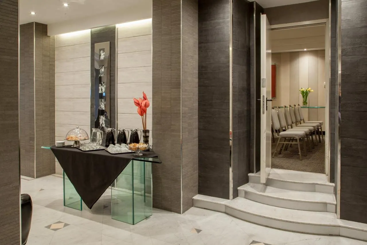Hotel Ariston Rom 4*,  Italien